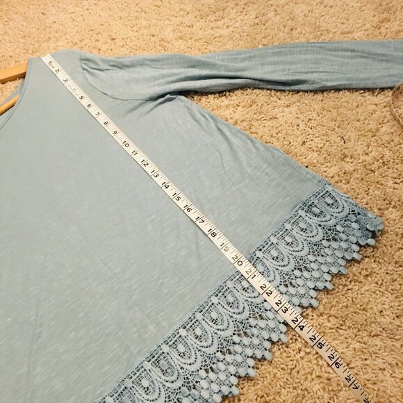 Robin Egg Blue Lace Hem Long Sleeve Rayon Top - Picture 13 of 15